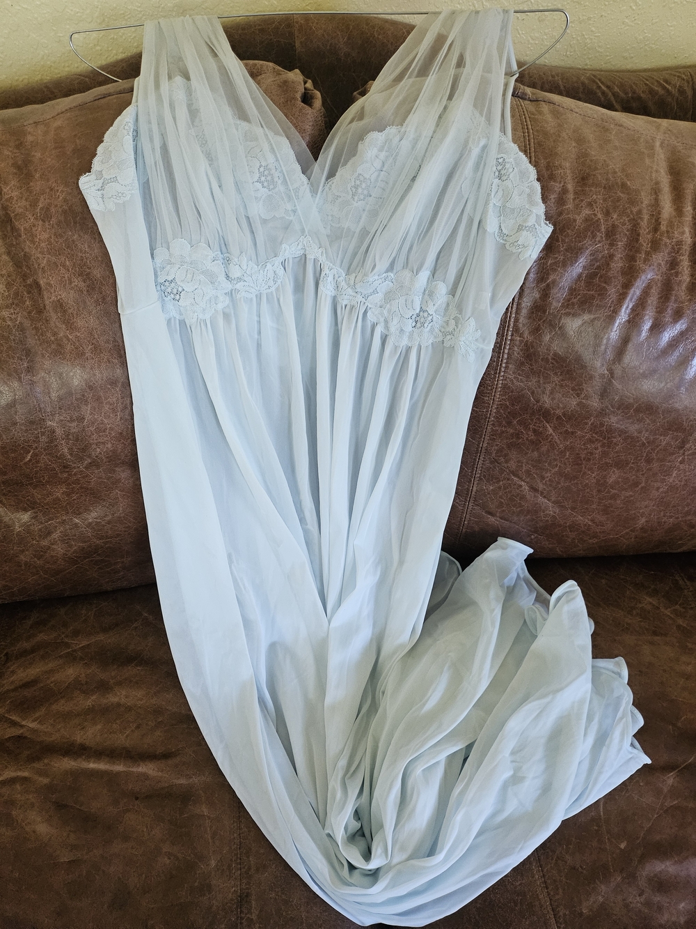 Vintahe Vanity Fair Pale Blue Sheer Lingerie Slip